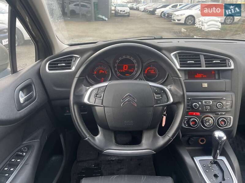 Хэтчбек Citroen C4 2013 в Киеве