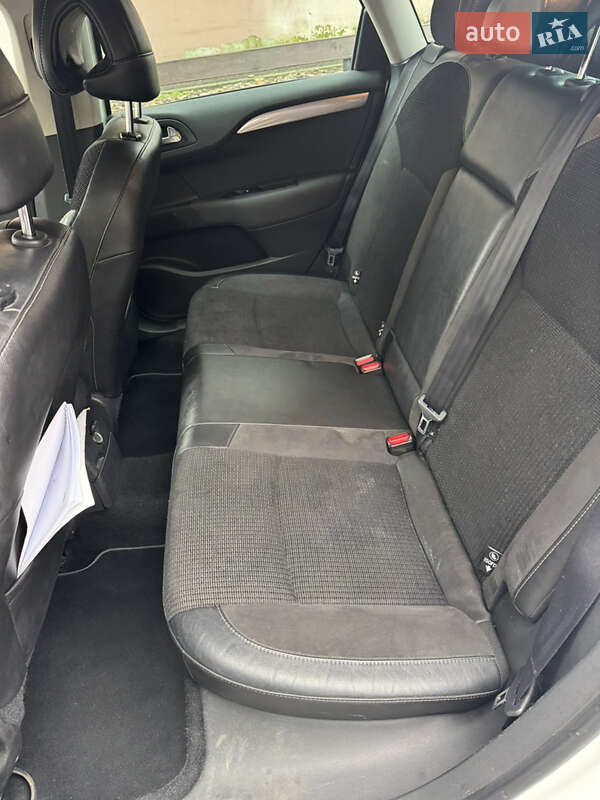 Хетчбек Citroen C4 2012 в Києві фото 11 Хетчбек Citroen C4 2012 в Києві