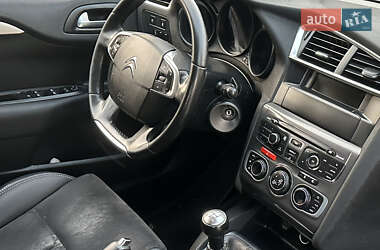Хетчбек Citroen C4 2014 в Дніпрі