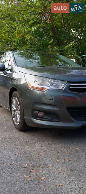 Хэтчбек Citroen C4 2011 в Кременчуге фото 3 Хэтчбек Citroen C4 2011 в Кременчуге