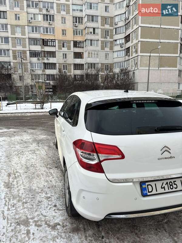 Хэтчбек Citroen C4 2012 в Киеве