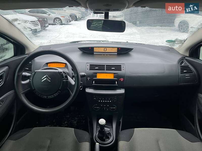 Хэтчбек Citroen C4 2007 в Киеве фото 13 Хэтчбек Citroen C4 2007 в Киеве