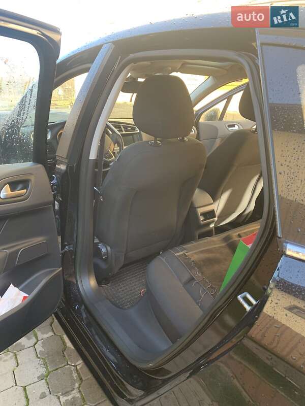 Хетчбек Citroen C4 2014 в Ужгороді фото 14 Хетчбек Citroen C4 2014 в Ужгороді