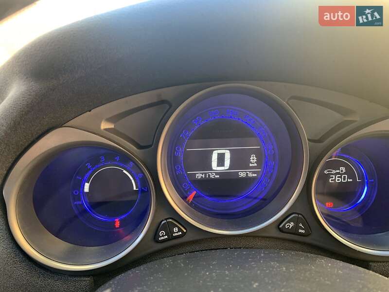 Хетчбек Citroen C4 2014 в Ужгороді фото 16 Хетчбек Citroen C4 2014 в Ужгороді