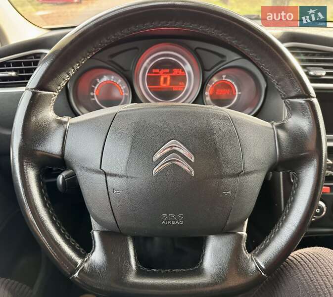 Хетчбек Citroen C4 2013 в Києві фото 14 Хетчбек Citroen C4 2013 в Києві