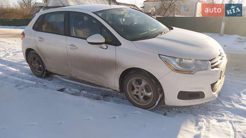 Хэтчбек Citroen C4 2011 в Староконстантинове