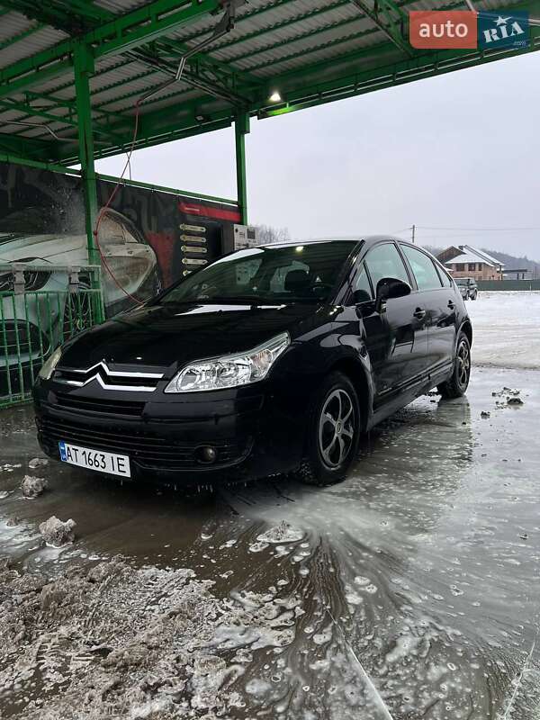 Хэтчбек Citroen C4 2006 в Снятине фото Хэтчбек Citroen C4 2006 в Снятине