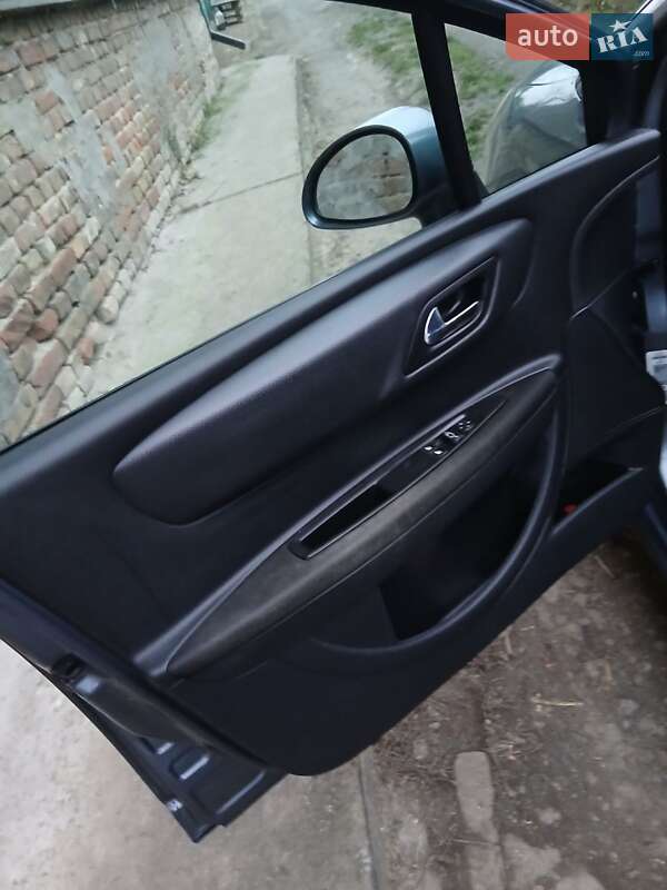 Хэтчбек Citroen C4 2009 в Сокале