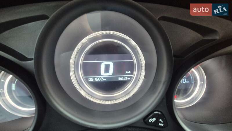 Хэтчбек Citroen C4 2017 в Львове