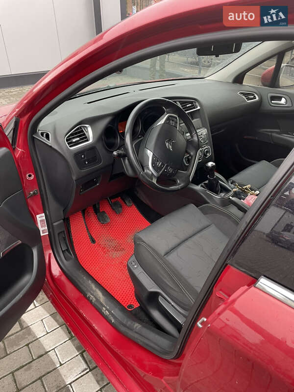 Хэтчбек Citroen C4 2011 в Черкассах