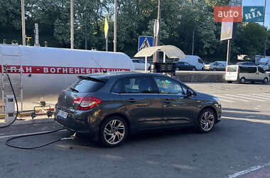 Хэтчбек Citroen C4 2012 в Киеве