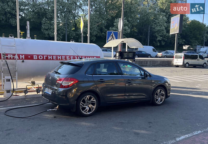 Хэтчбек Citroen C4 2012 в Киеве фото 3 Хэтчбек Citroen C4 2012 в Киеве
