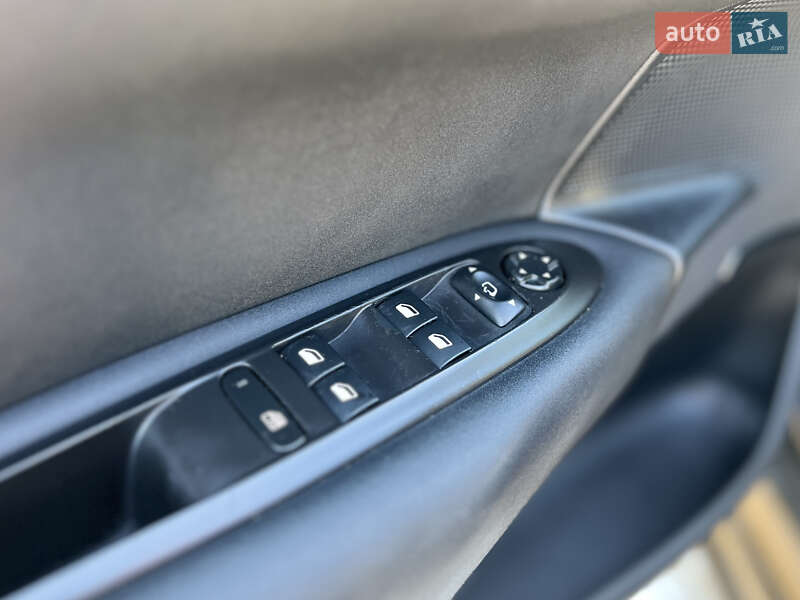 Хэтчбек Citroen C4 2011 в Луцке