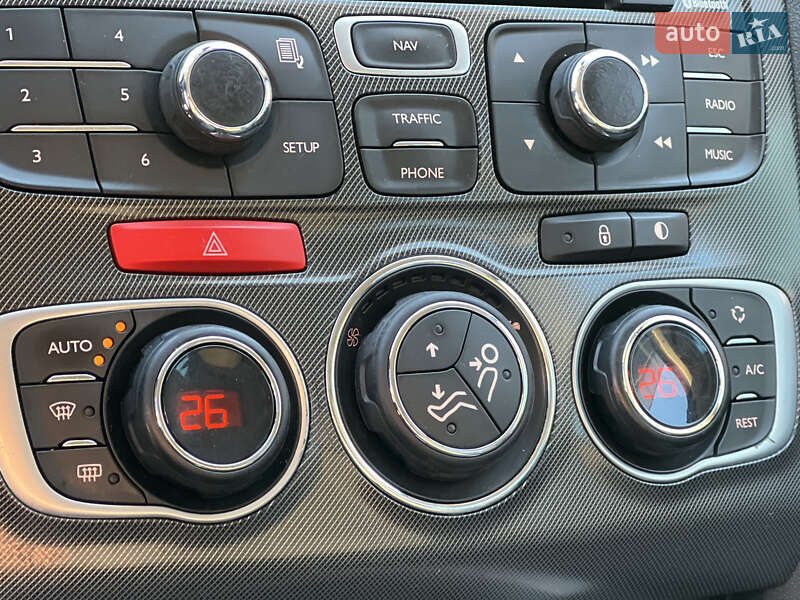 Хэтчбек Citroen C4 2011 в Луцке