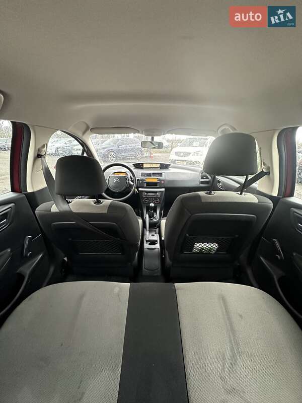Хэтчбек Citroen C4 2007 в Белогородке фото 25 Хэтчбек Citroen C4 2007 в Белогородке