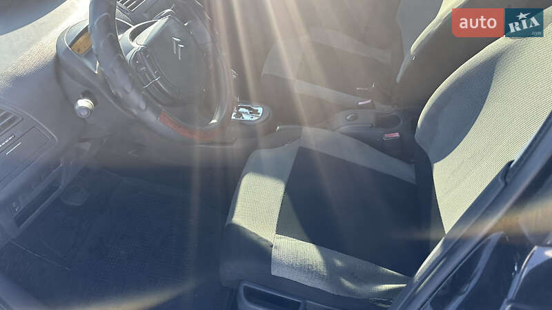 Хетчбек Citroen C4 2007 в Києві фото 16 Хетчбек Citroen C4 2007 в Києві