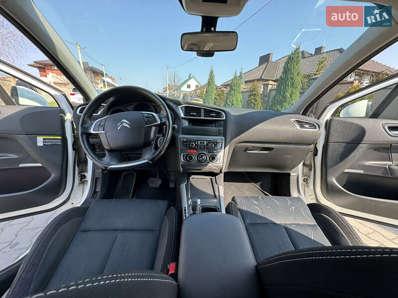 Седан Citroen C4 2013 в Луцке