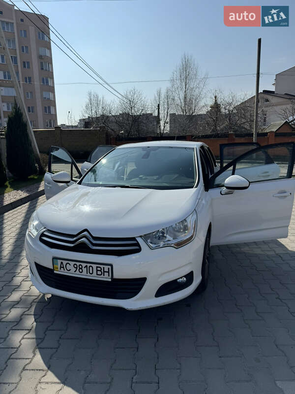 Седан Citroen C4 2013 в Луцке