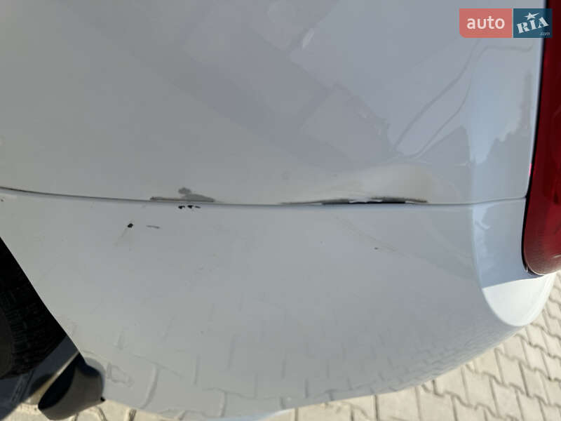 Седан Citroen C4 2013 в Луцке