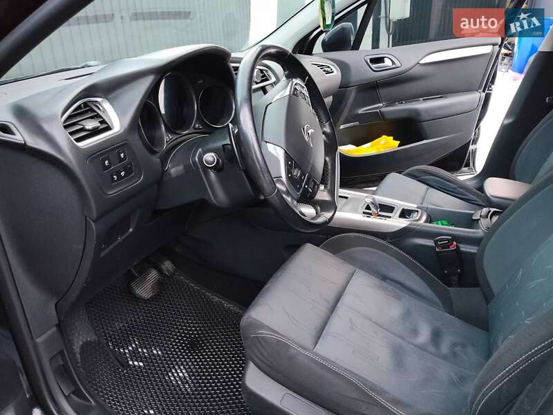 Хэтчбек Citroen C4 2012 в Львове