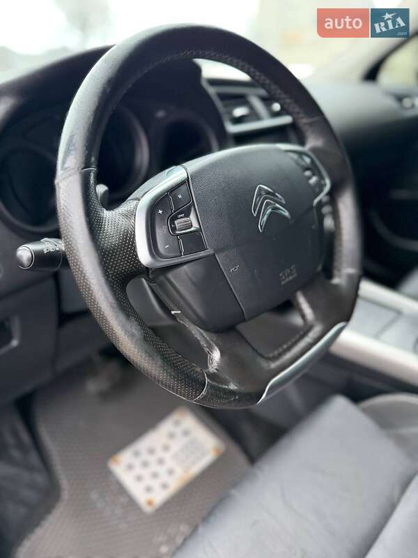 Хэтчбек Citroen C4 2012 в Ивано-Франковске фото 23 Хэтчбек Citroen C4 2012 в Ивано-Франковске