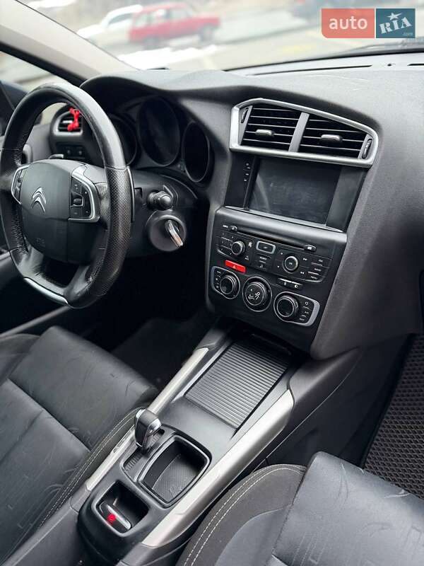 Хэтчбек Citroen C4 2012 в Ивано-Франковске фото 28 Хэтчбек Citroen C4 2012 в Ивано-Франковске