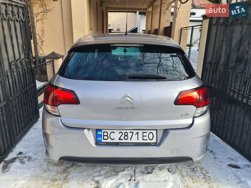 Хэтчбек Citroen C4 2016 в Львове
