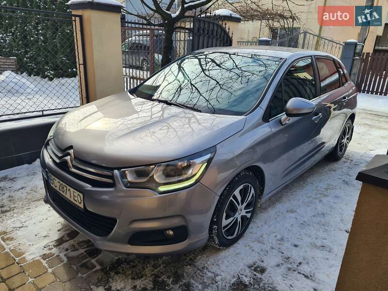 Хэтчбек Citroen C4 2016 в Львове