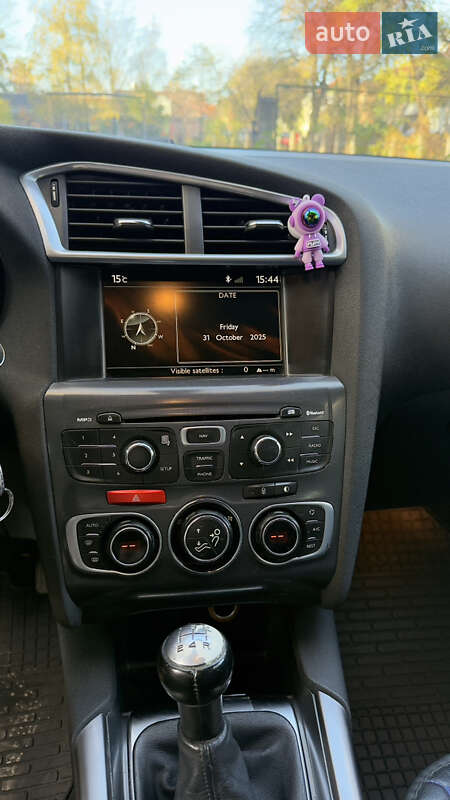 Хэтчбек Citroen C4 2011 в Черновцах фото 9 Хэтчбек Citroen C4 2011 в Черновцах