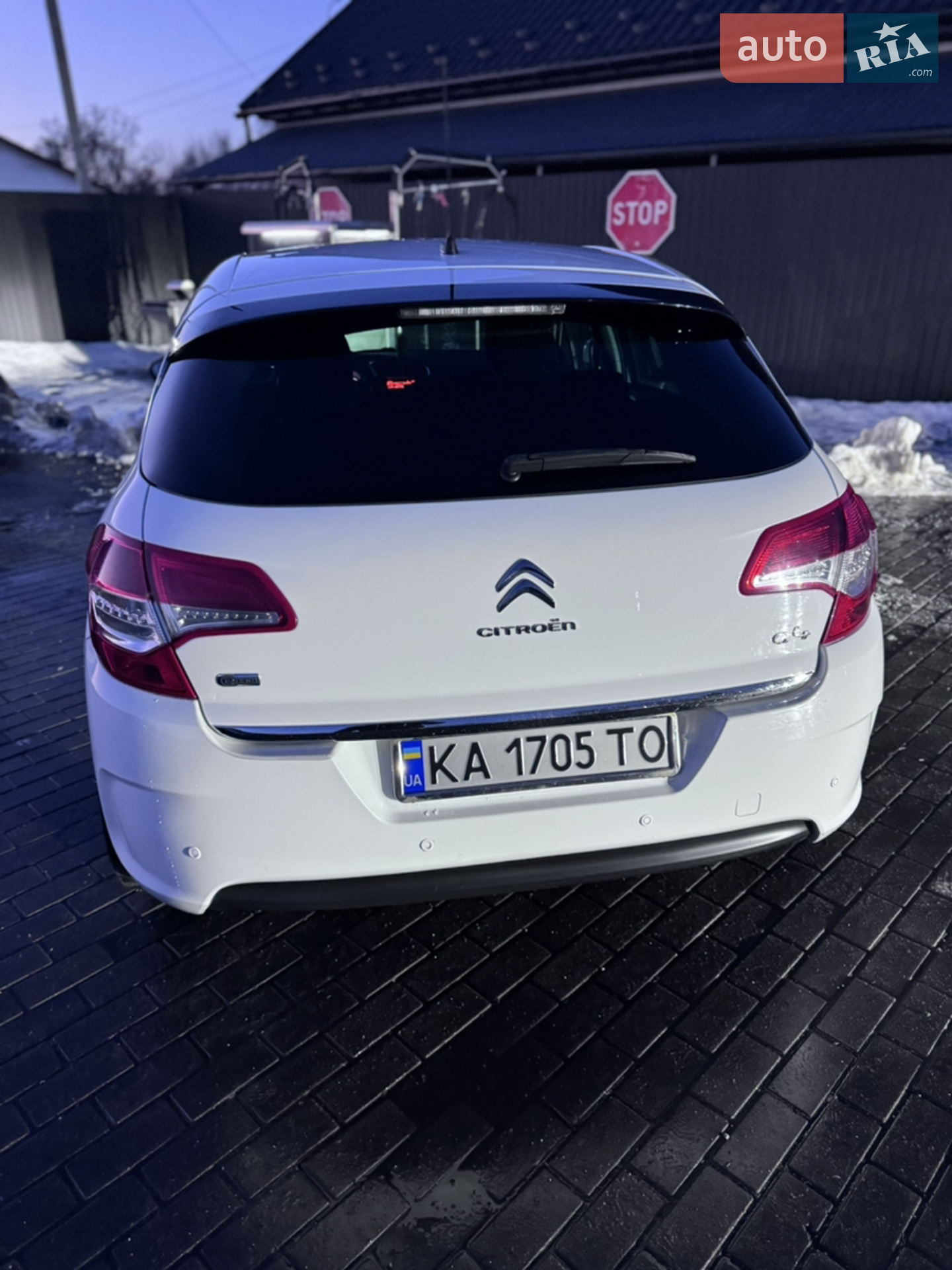 Citroen C4 2012 VIN VF7NC9HR8CY552650 фото оголошення 12 з 22