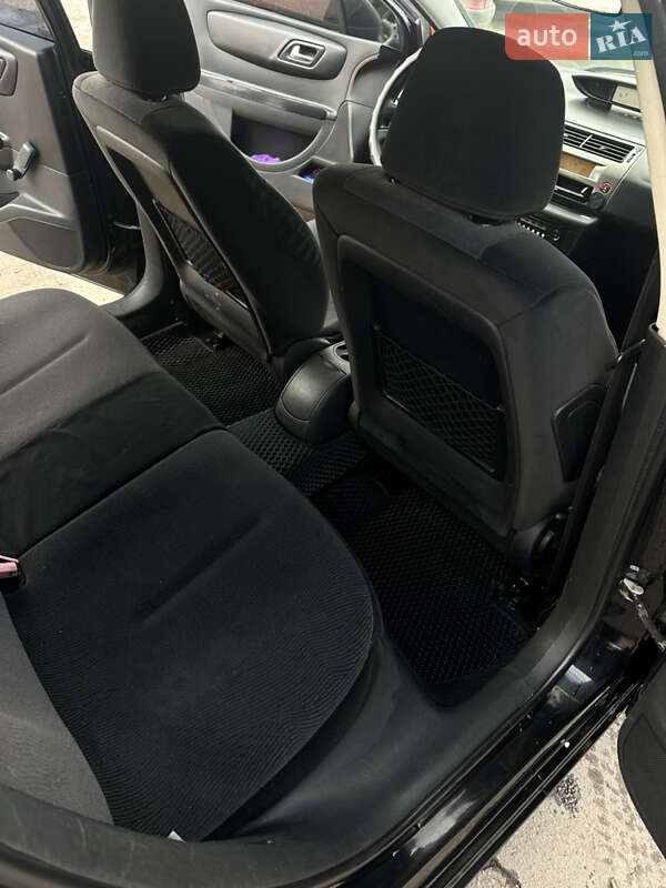 Хетчбек Citroen C4 2010 в Житомирі фото 11 Хетчбек Citroen C4 2010 в Житомирі
