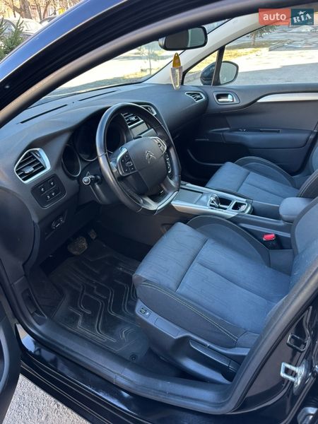 Хэтчбек Citroen C4 2012 в Ровно