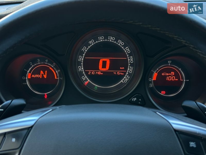 Хэтчбек Citroen C4 2012 в Ровно