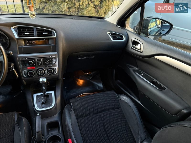 Хэтчбек Citroen C4 2012 в Одессе