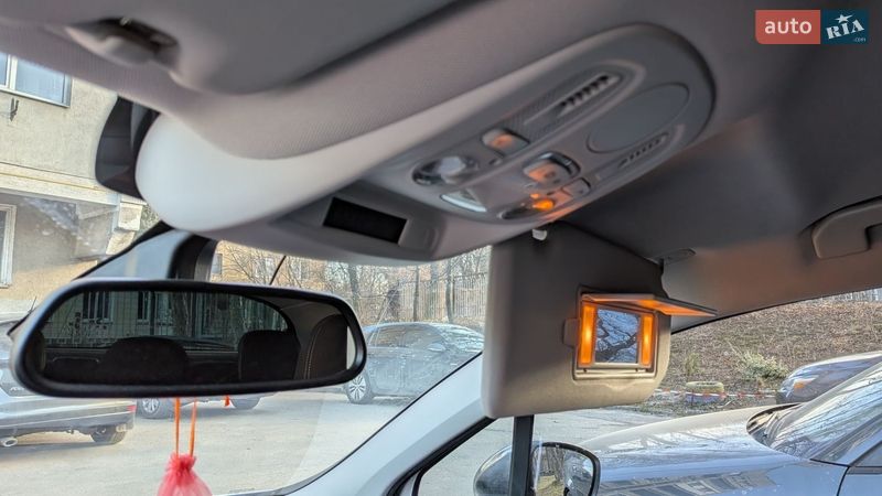 Хэтчбек Citroen C4 2013 в Львове