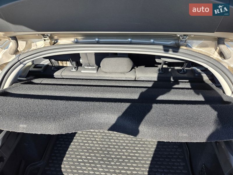 Хэтчбек Citroen C4 2012 в Киеве