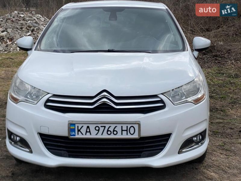 Хэтчбек Citroen C4 2012 в Прилуках фото Хэтчбек Citroen C4 2012 в Прилуках