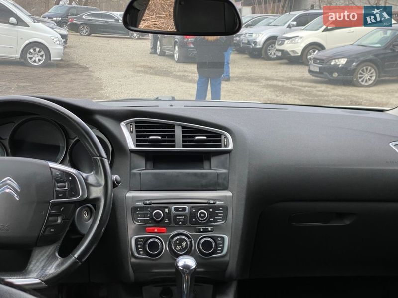 Хэтчбек Citroen C4 2012 в Прилуках фото 13 Хэтчбек Citroen C4 2012 в Прилуках
