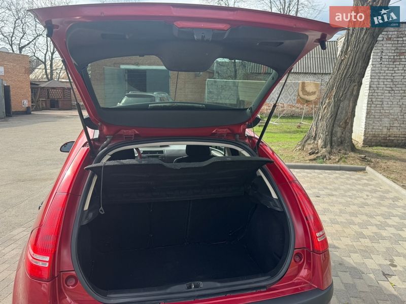 Хетчбек Citroen C4 2006 в Лубнах фото 28 Хетчбек Citroen C4 2006 в Лубнах