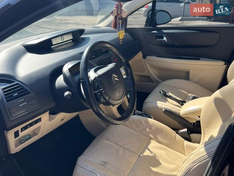 Хэтчбек Citroen C4 2005 в Киеве фото 12 Хэтчбек Citroen C4 2005 в Киеве