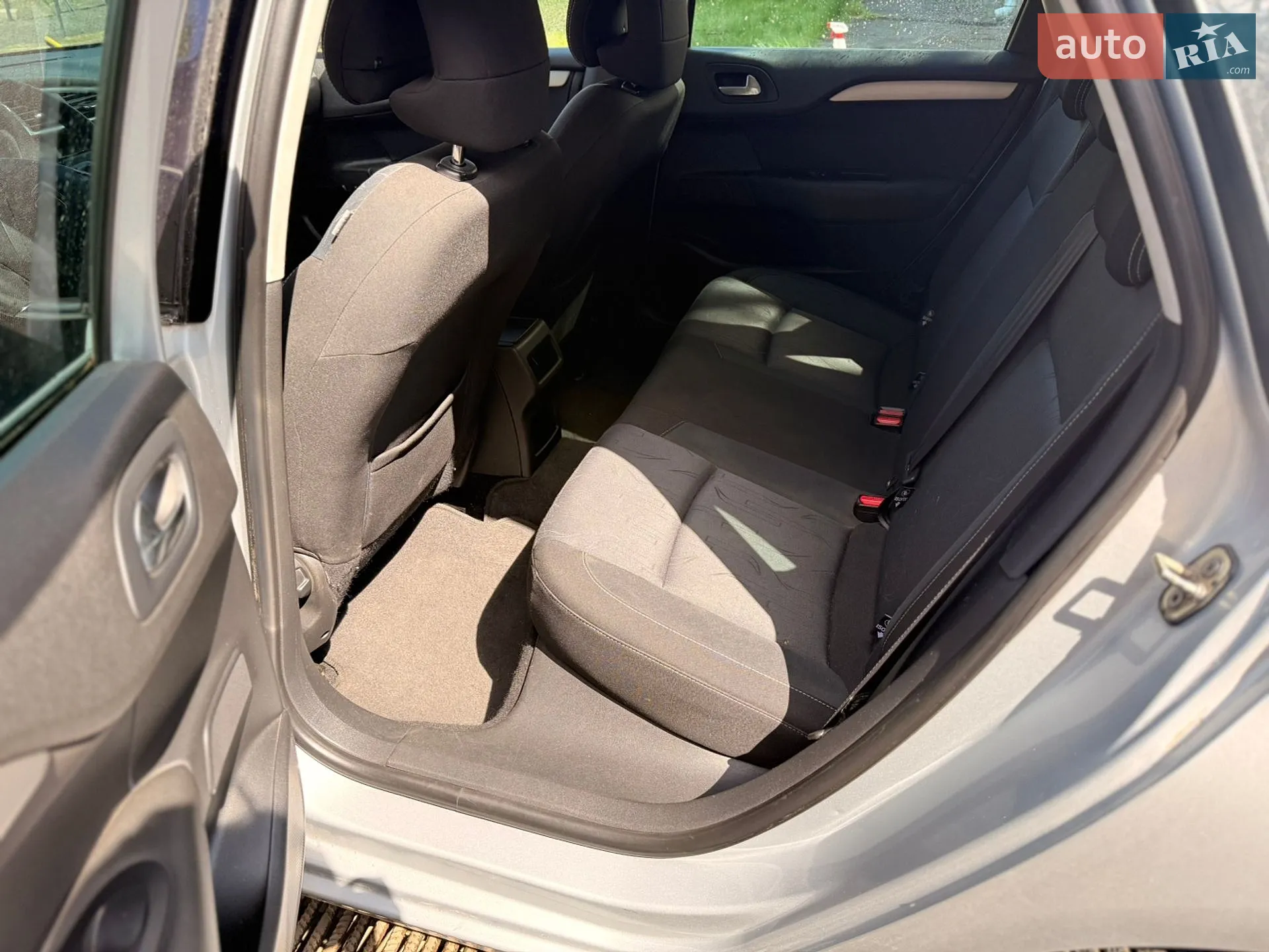 2011 Citroen C4 - мініатюра 8