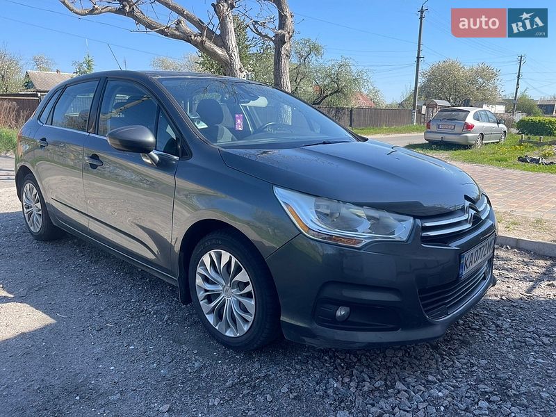 Хэтчбек Citroen C4 2013 в Киеве