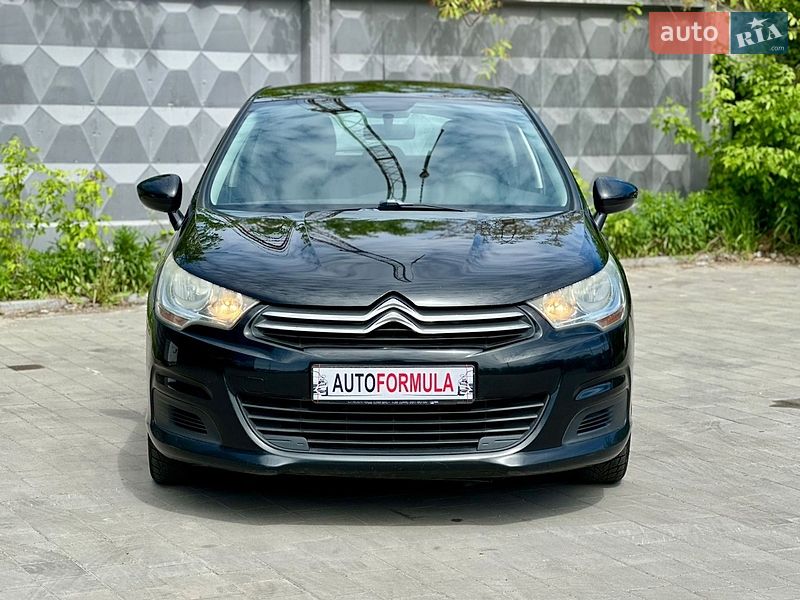 Хэтчбек Citroen C4 2012 в Киеве
