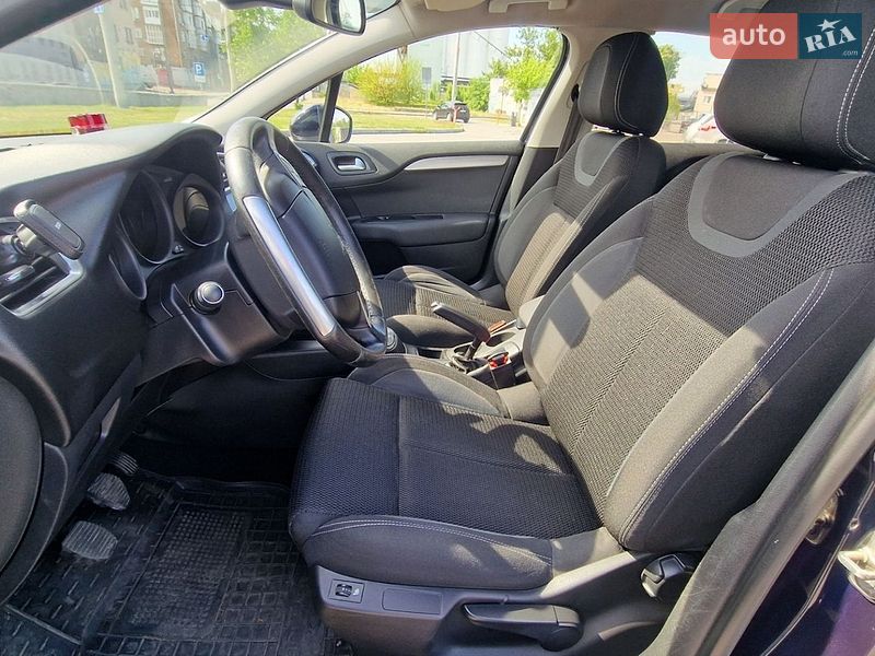 Хэтчбек Citroen C4 2016 в Киеве