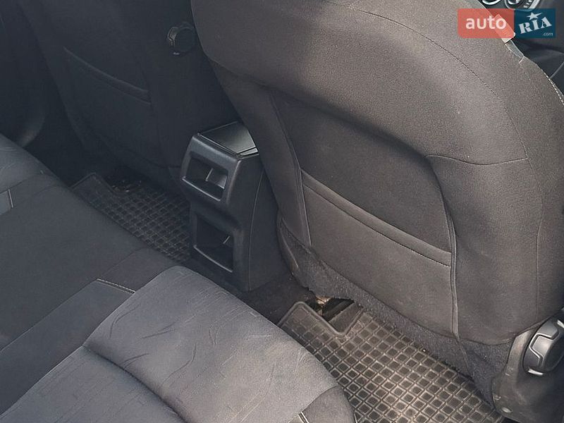 Хетчбек Citroen C4 2013 в Львові фото 16 Хетчбек Citroen C4 2013 в Львові