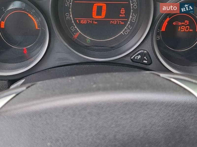Хетчбек Citroen C4 2013 в Львові фото 14 Хетчбек Citroen C4 2013 в Львові