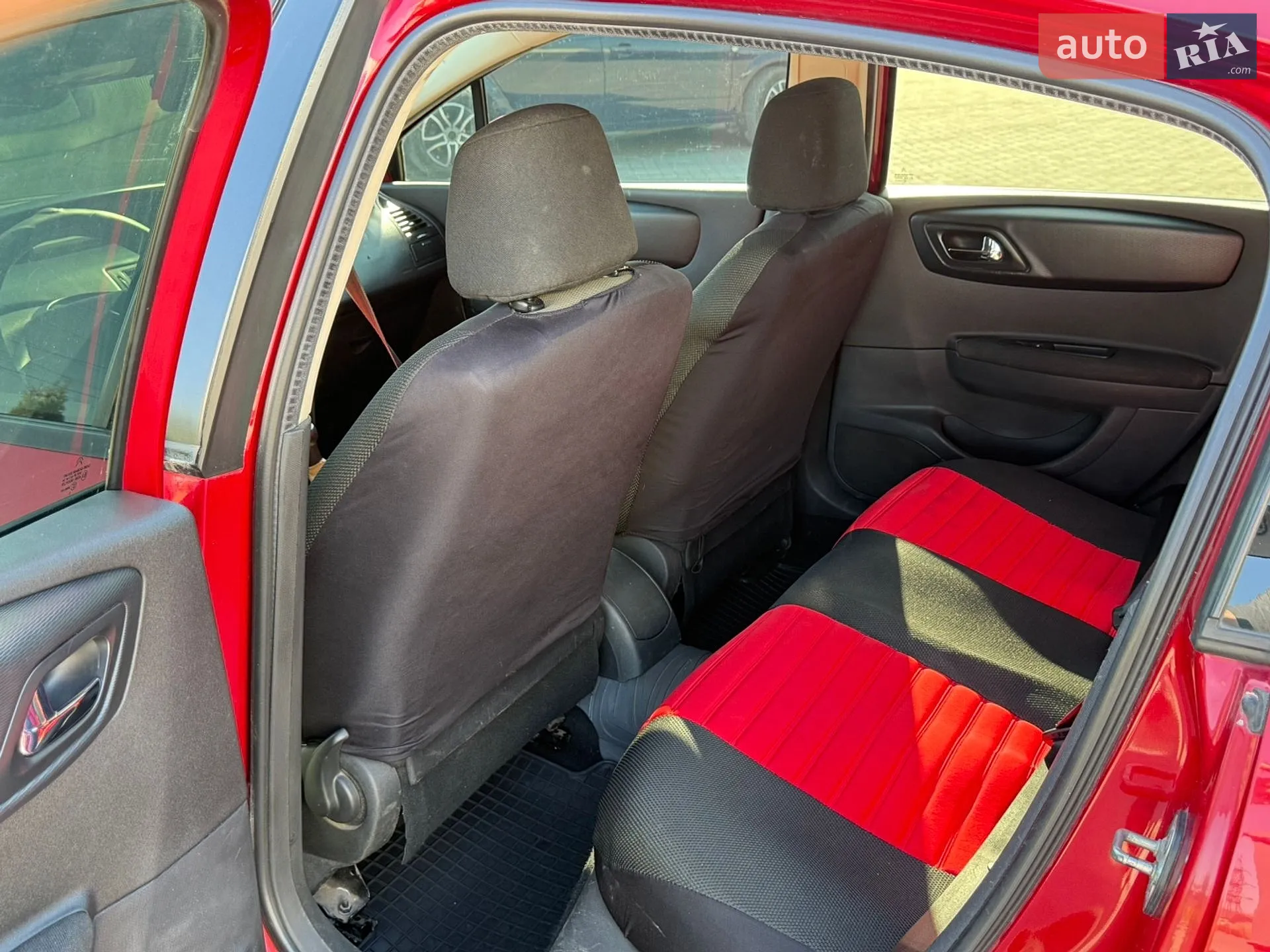 2010 Citroen C4 - мініатюра 10