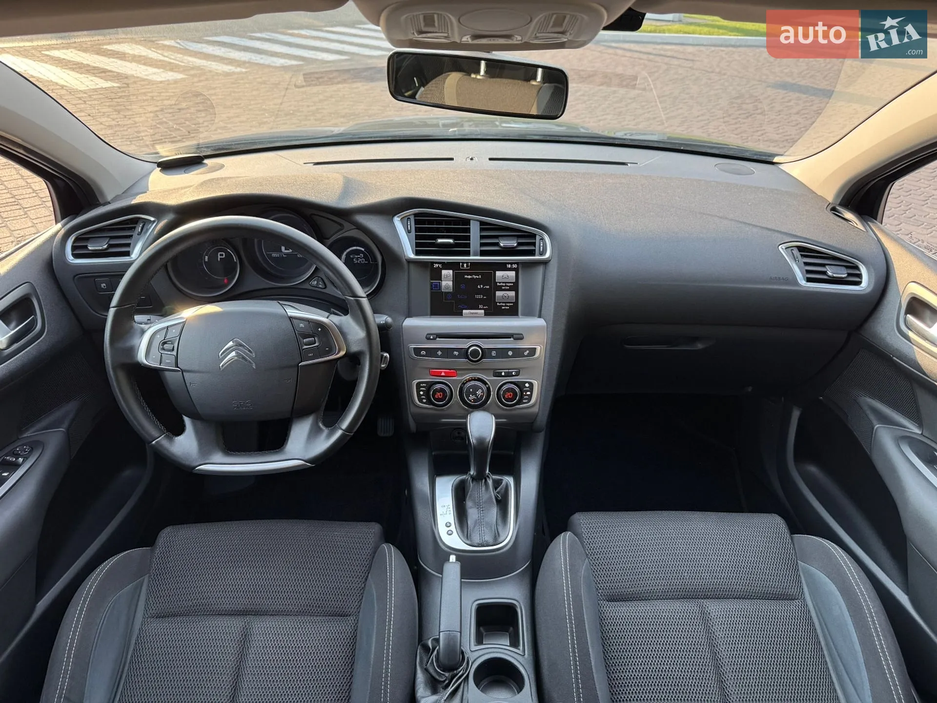 Citroen C4 2015 VIN VF7NCBHZTFY566941 фото оголошення 14 з 43