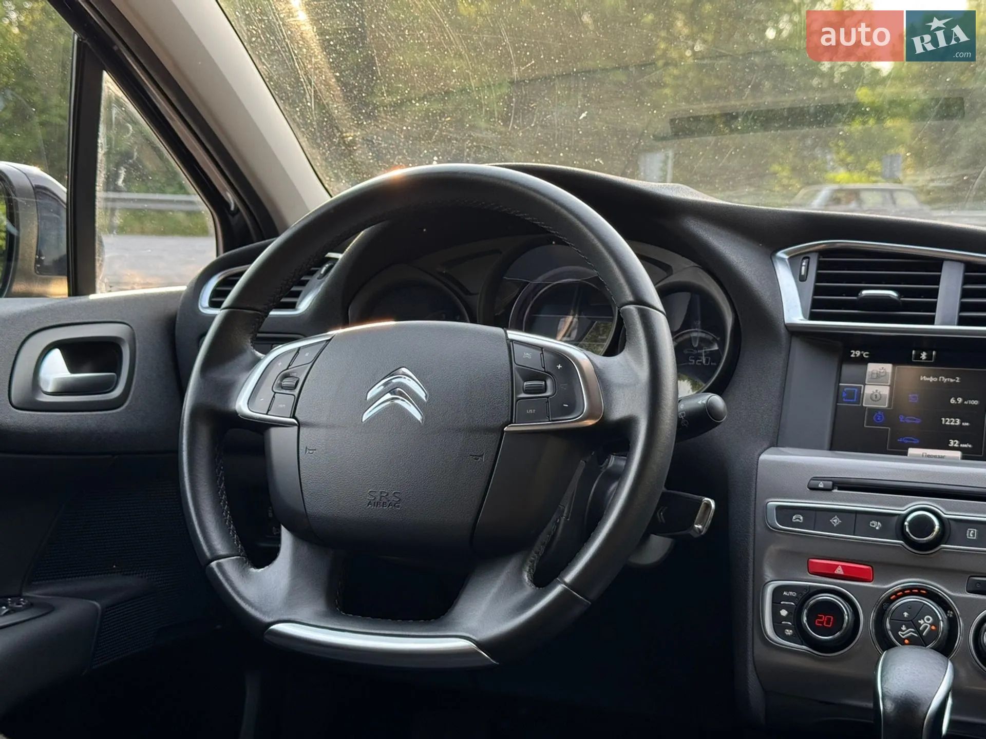 Citroen C4 2015 VIN VF7NCBHZTFY566941 фото оголошення 19 з 43