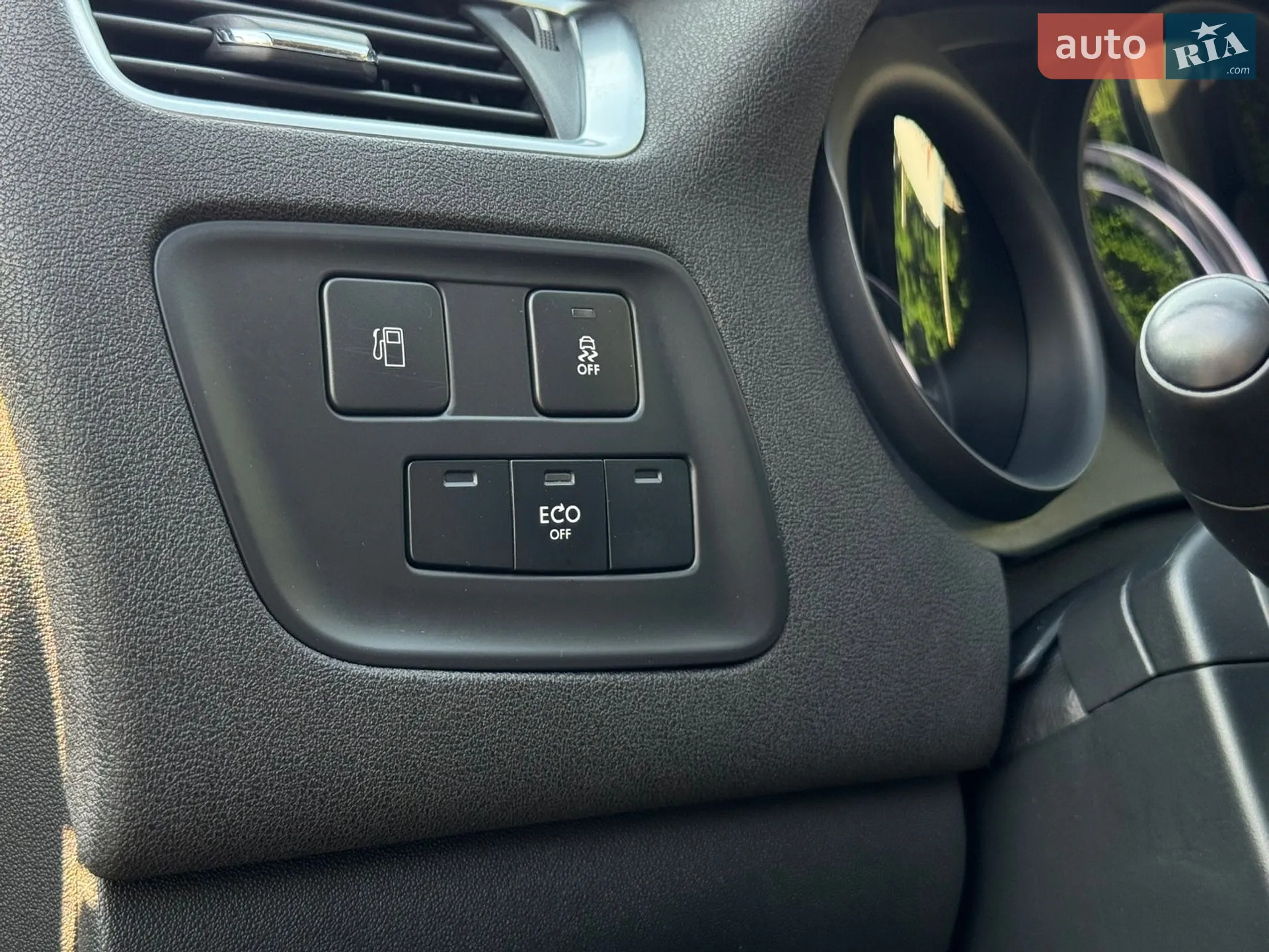 Citroen C4 2015 VIN VF7NCBHZTFY566941 фото оголошення 23 з 43